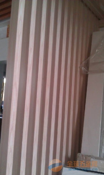 鋁方通 建筑裝飾的多功能選擇與規格解析